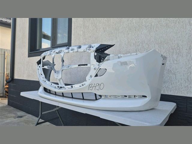 bontott MAZDA 2 Első Lökhárító (Üresen)