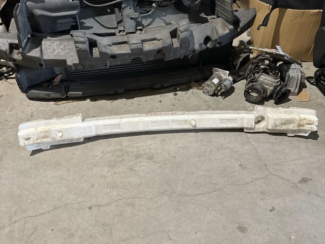 bontott MAZDA 2 Első Lökhárító Ütközés Elnyelő Hab