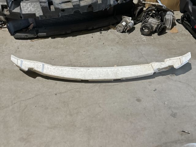 bontott MAZDA 2 Első Lökhárító Ütközés Elnyelő Hab