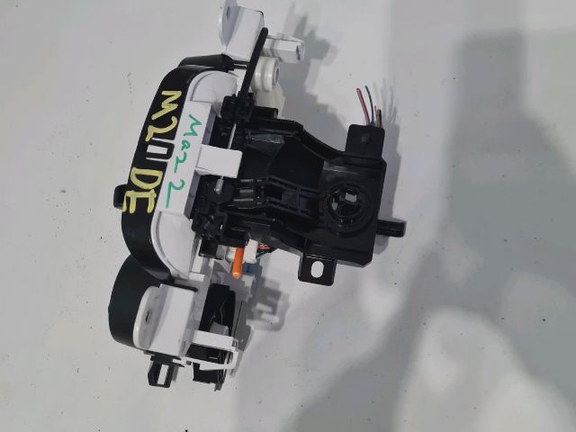 bontott MAZDA 2 Fűtéskapcsoló (manuális klímás)