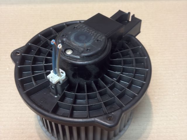 bontott MAZDA 2 Fűtőmotor (Klímás)