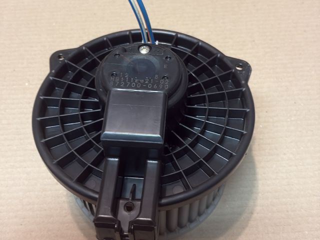 bontott MAZDA 2 Fűtőmotor (Klímás)