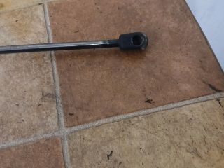 bontott MAZDA 2 Gázrugós Kitámasztó Teleszkóp Csomagtérajtó Bal