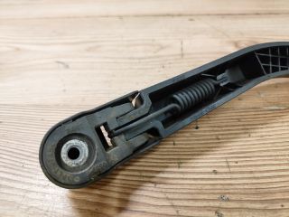 bontott MAZDA 2 Hátsó Ablaktörlő Kar