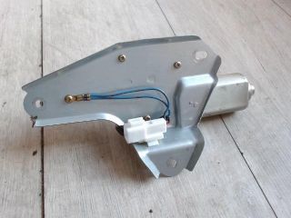 bontott MAZDA 2 Hátsó Ablaktörlő Motor