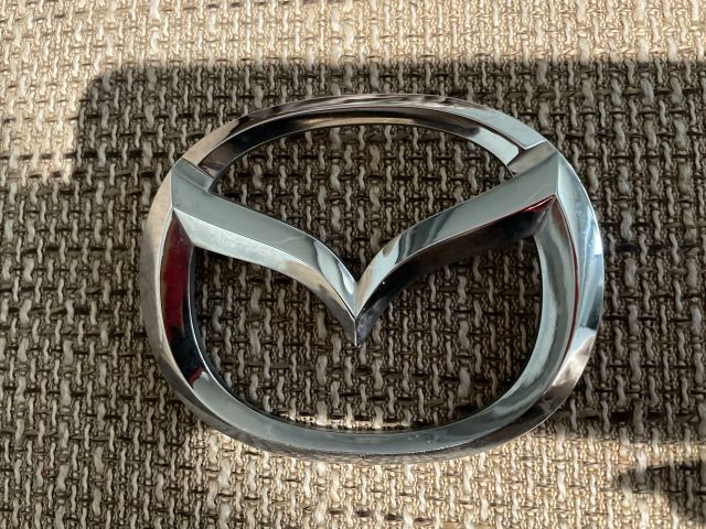 bontott MAZDA 2 Hátsó Embléma