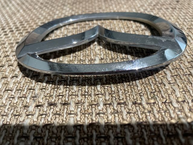 bontott MAZDA 2 Hátsó Embléma