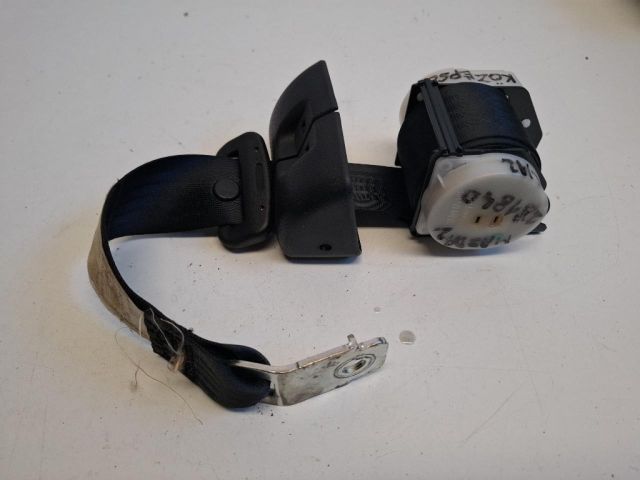 bontott MAZDA 2 Hátsó középső Biztonsági Öv