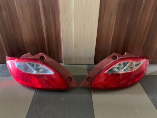 bontott MAZDA 2 Hátsó Lámpa Szett