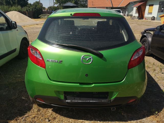 bontott MAZDA 2 Hátsó Ülés Szett