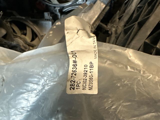 bontott MAZDA 2 Homlokfal (Üres lemez)