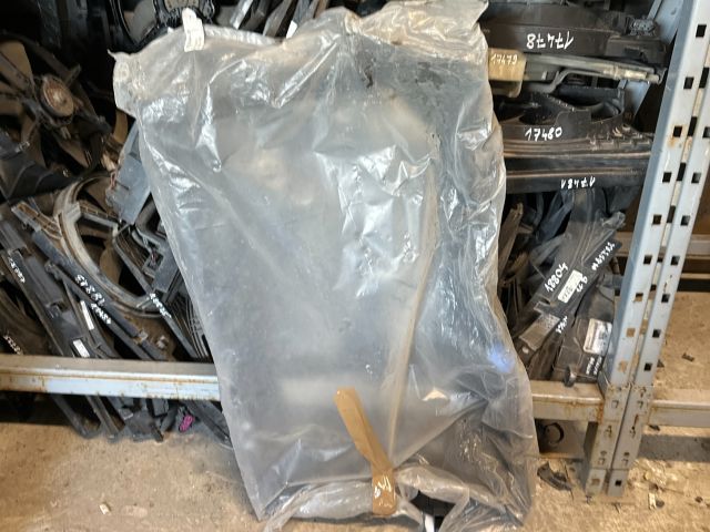 bontott MAZDA 2 Homlokfal (Üres lemez)