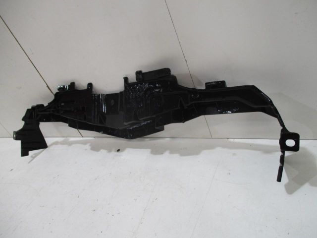 bontott MAZDA 2 Hűtő Légterelő