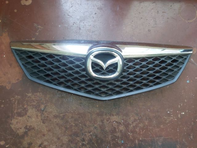 bontott MAZDA 2 Hűtőrács