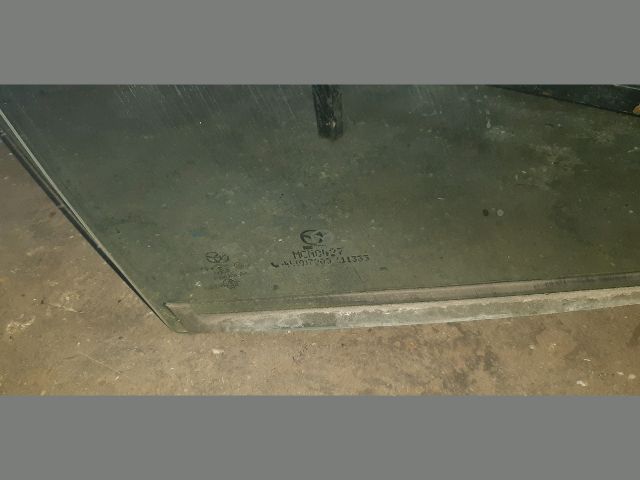 bontott MAZDA 2 Jobb első Ablak