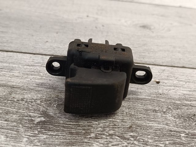 bontott MAZDA 2 Jobb első Ablakemelő Kapcsoló