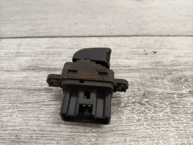 bontott MAZDA 2 Jobb első Ablakemelő Kapcsoló