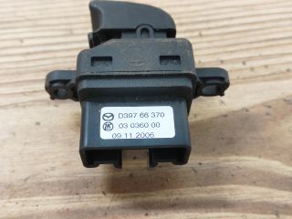 bontott MAZDA 2 Jobb első Ablakemelő Kapcsoló