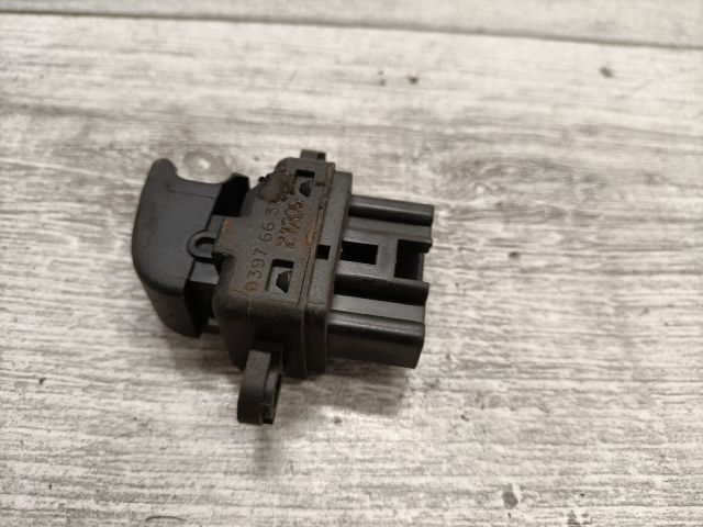 bontott MAZDA 2 Jobb első Ablakemelő Kapcsoló