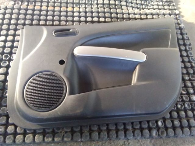 bontott MAZDA 2 Jobb első Ajtó Kárpit