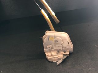 bontott MAZDA 2 Jobb első Ajtózár