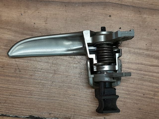 bontott MAZDA 2 Jobb első Belső Kilincs