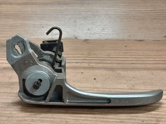 bontott MAZDA 2 Jobb első Belső Kilincs