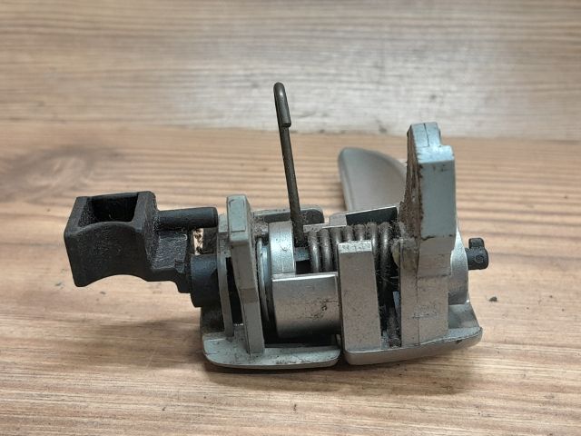 bontott MAZDA 2 Jobb első Belső Kilincs