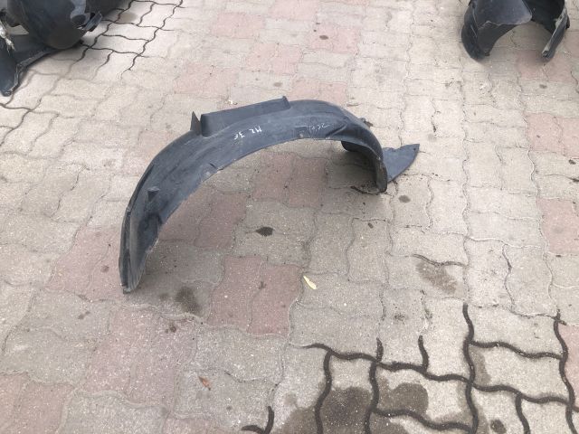 bontott MAZDA 2 Jobb első Dobbetét (Kerékjárati, Műanyag)