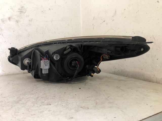 bontott MAZDA 2 Jobb Fényszóró