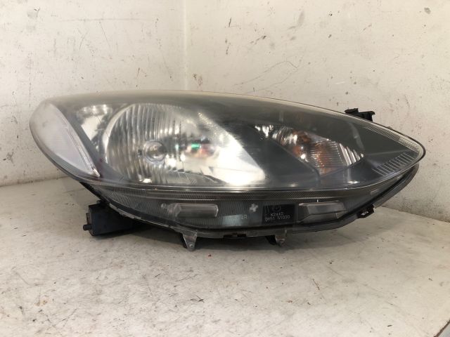 bontott MAZDA 2 Jobb Fényszóró