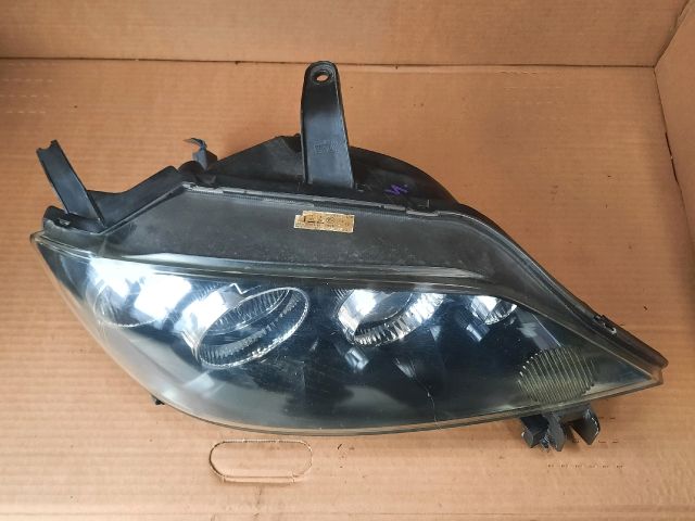 bontott MAZDA 2 Jobb Fényszóró