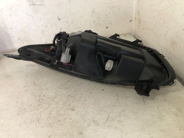 bontott MAZDA 2 Jobb Fényszóró