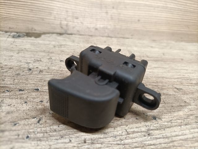 bontott MAZDA 2 Jobb hátsó Ablakemelő Kapcsoló