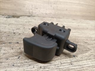 bontott MAZDA 2 Jobb hátsó Ablakemelő Kapcsoló