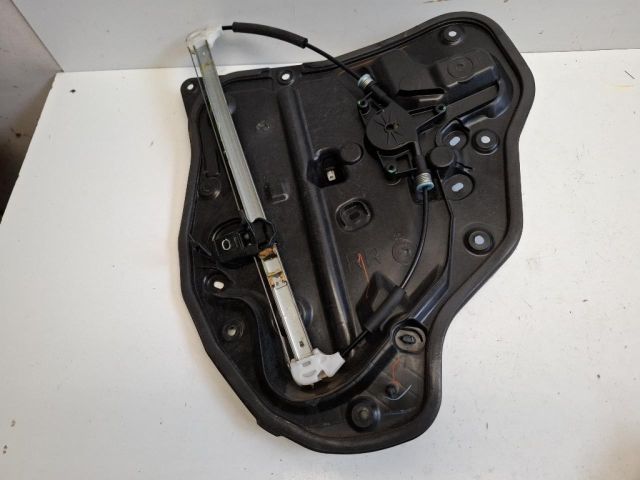 bontott MAZDA 2 Jobb hátsó Ablakemelő Szerkezet (Elektromos)