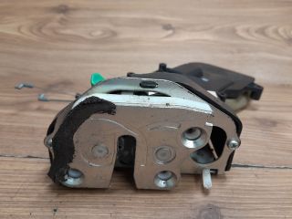 bontott MAZDA 2 Jobb hátsó Ajtózár