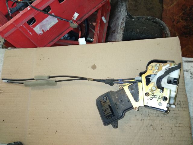 bontott MAZDA 2 Jobb hátsó Ajtózár