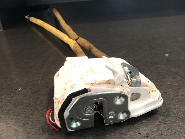 bontott MAZDA 2 Jobb hátsó Ajtózár