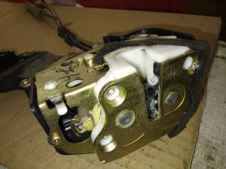 bontott MAZDA 2 Jobb hátsó Ajtózár