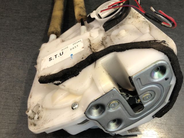 bontott MAZDA 2 Jobb hátsó Ajtózár