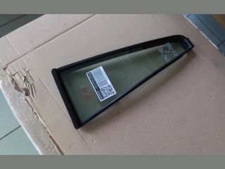 bontott MAZDA 2 Jobb hátsó Fixüveg (Ajtóban)