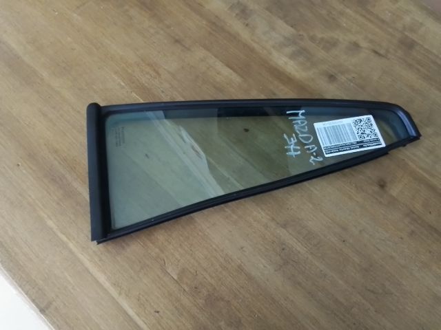 bontott MAZDA 2 Jobb hátsó Fixüveg (Ajtóban)