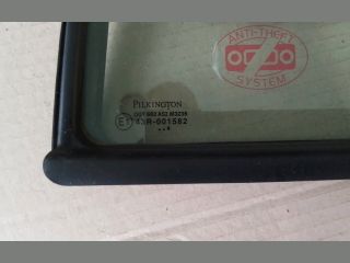 bontott MAZDA 2 Jobb hátsó Fixüveg (Ajtóban)