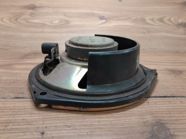 bontott MAZDA 2 Jobb hátsó Hangszóró