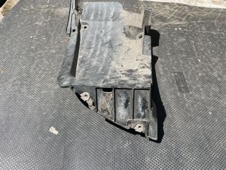 bontott MAZDA 2 Jobb hátsó Hátsó Dobbetét (Kerékjárati, Műanyag)