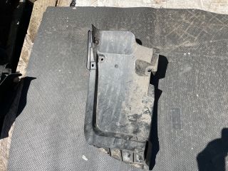 bontott MAZDA 2 Jobb hátsó Hátsó Dobbetét (Kerékjárati, Műanyag)