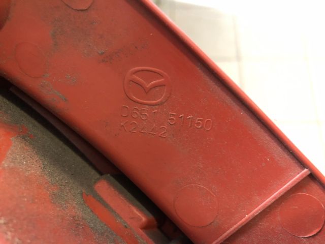 bontott MAZDA 2 Jobb Hátsó Lámpa