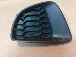 bontott MAZDA 2 Jobb Ködlámpa Rács