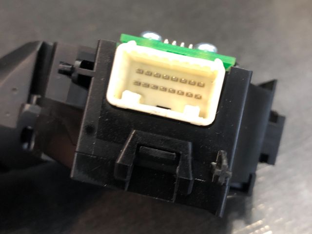 bontott MAZDA 2 Jobb Kormánykapcsoló Ablaktörlő